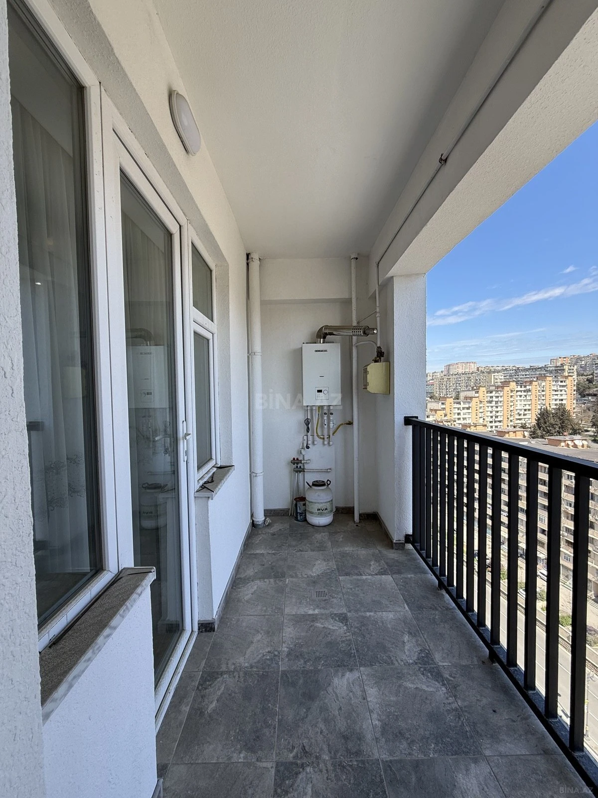 Satılır 2 otaqlı mənzil 80 m²