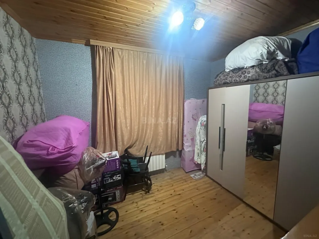 Satılır 6 otaqlı həyət evi 180 m²