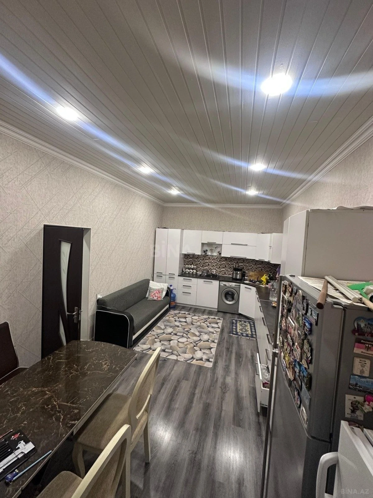 Satılır 6 otaqlı həyət evi 180 m²