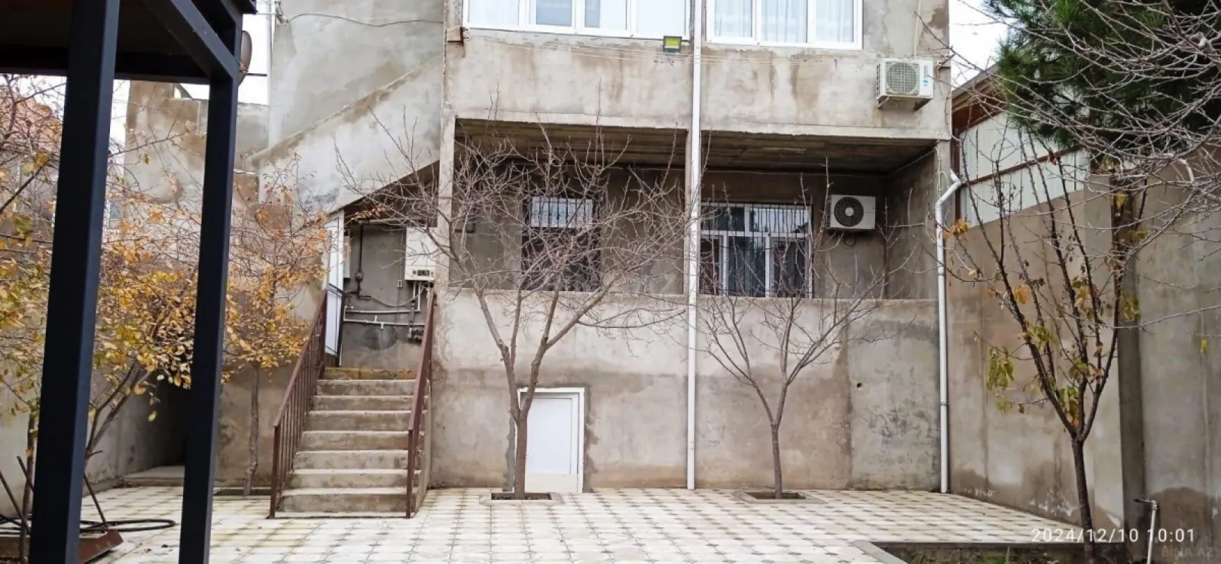 Satılır 6 otaqlı həyət evi 180 m²