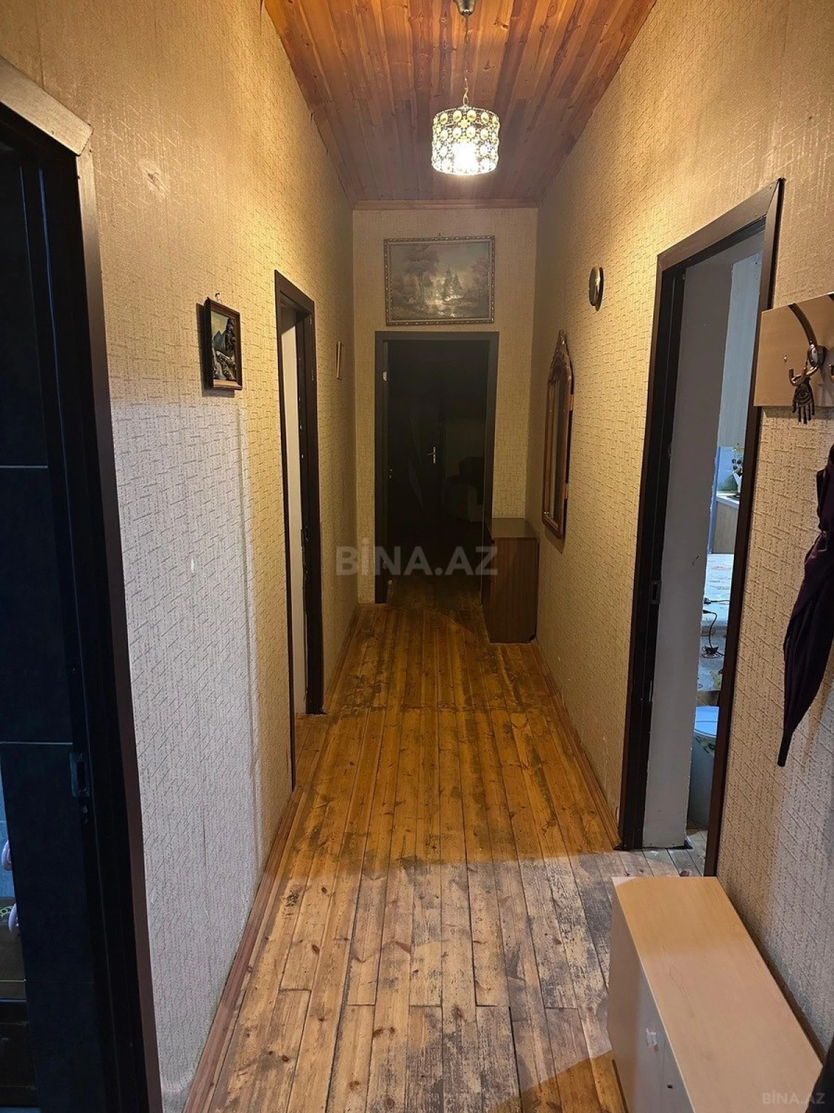 Satılır 6 otaqlı həyət evi 180 m²