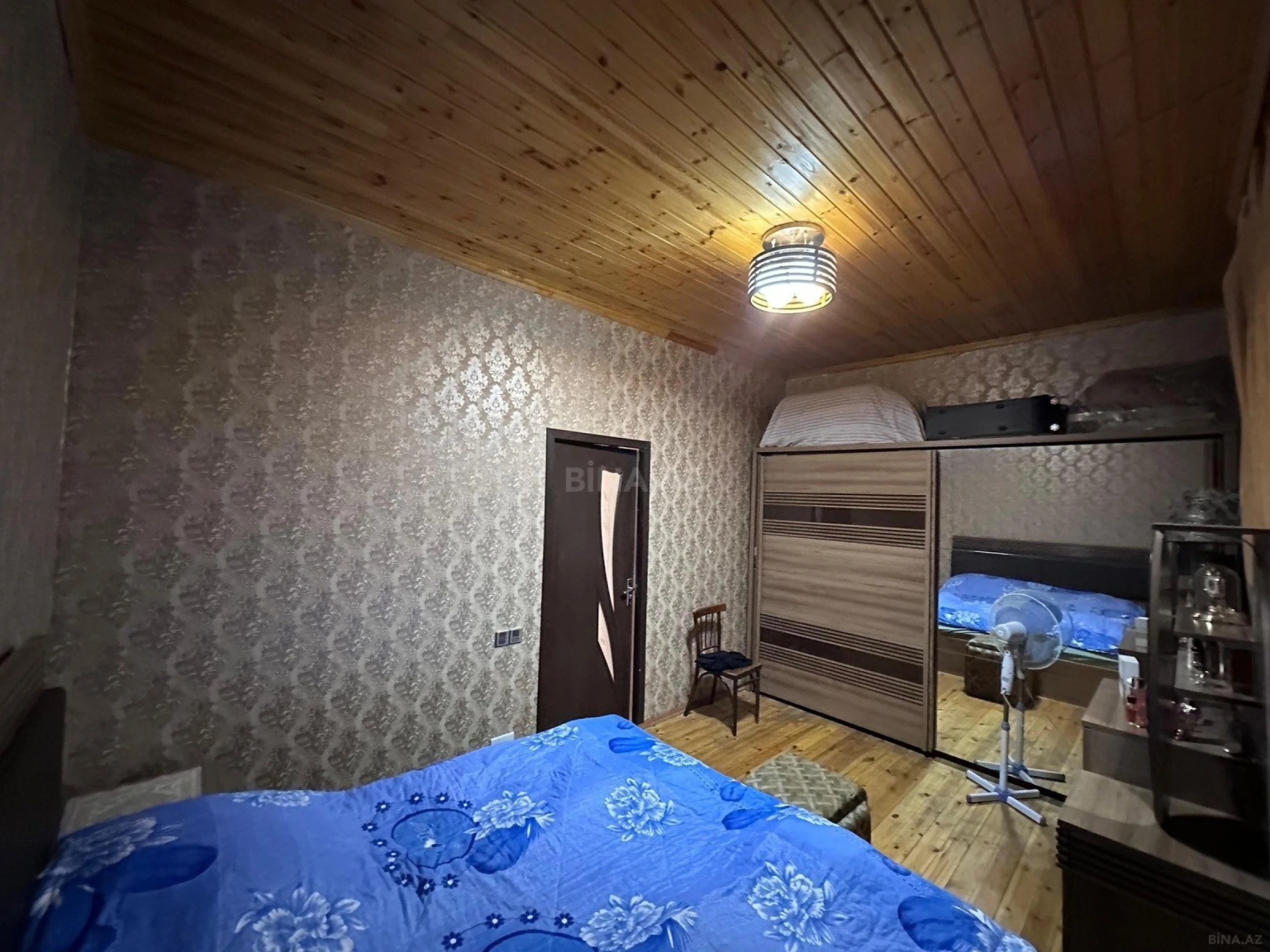 Satılır 6 otaqlı həyət evi 180 m²