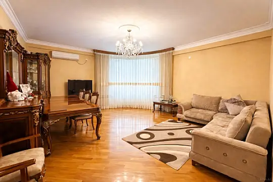 Satılır 2 otaqlı mənzil 110 m² — Bakı 2 otaq 110.00 m²