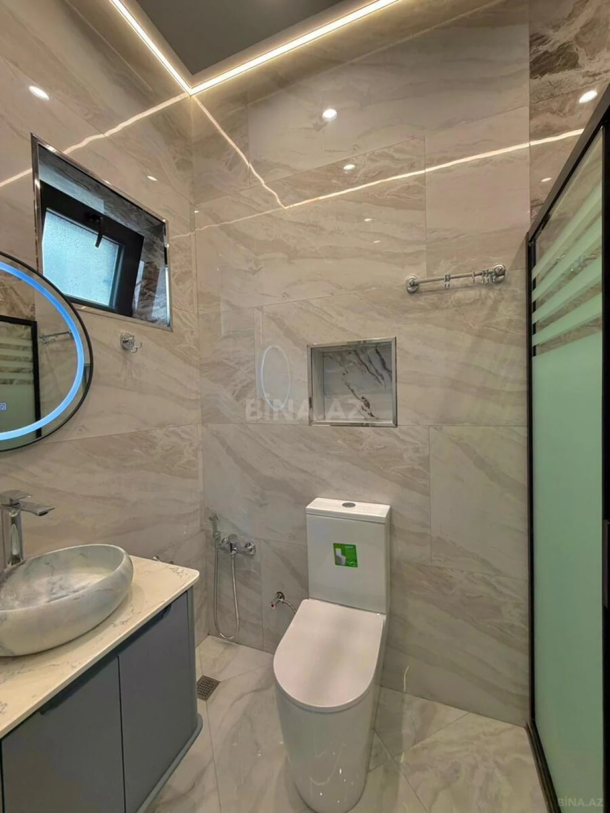 Satılır 4 otaqlı həyət evi 150 m²