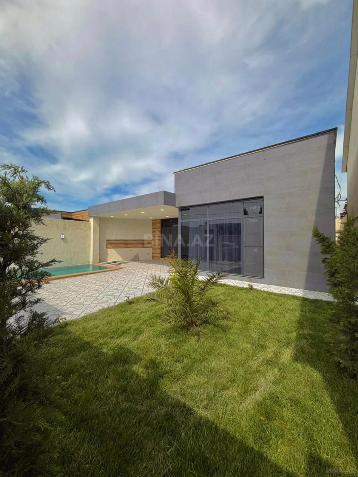 Satılır 4 otaqlı həyət evi 150 m²