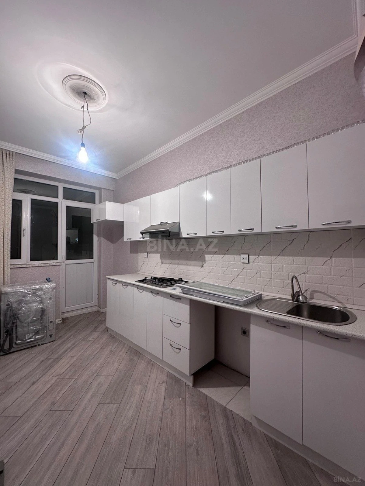 Satılır 3 otaqlı mənzil 83 m²