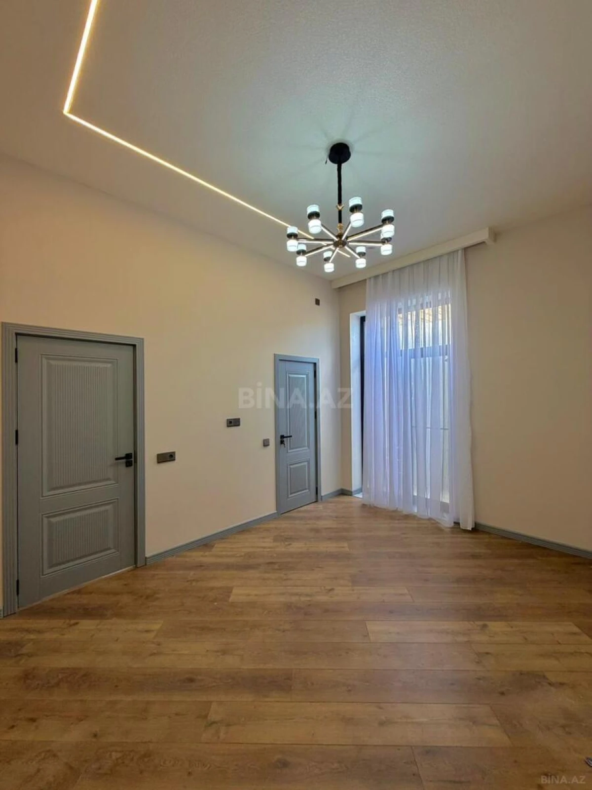 Satılır 4 otaqlı həyət evi 135 m²