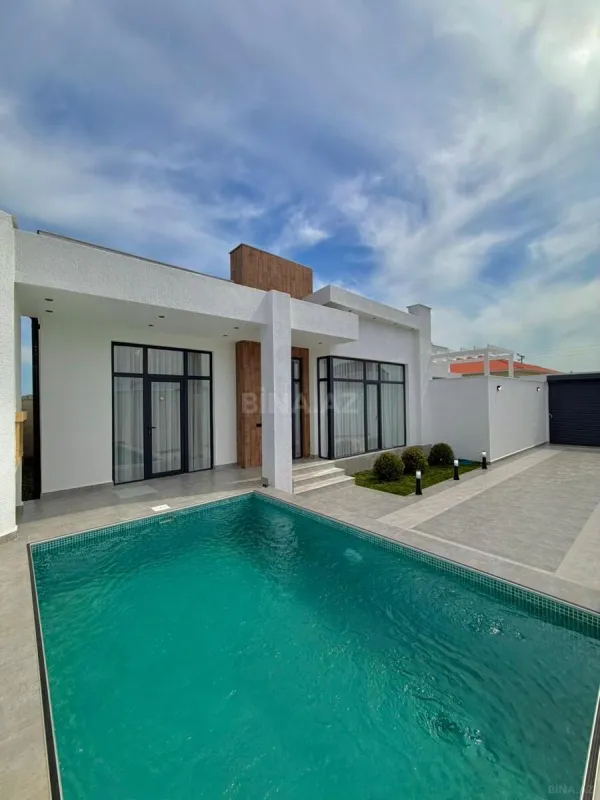 Satılır 4 otaqlı həyət evi 145 m²