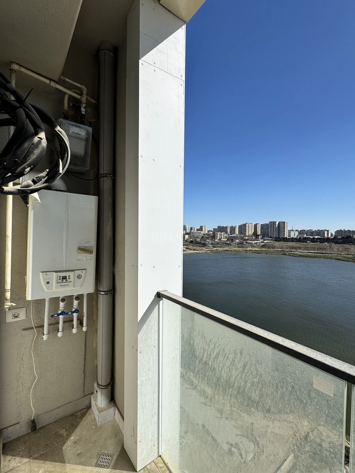 Satılır 2 otaqlı mənzil 48 m²