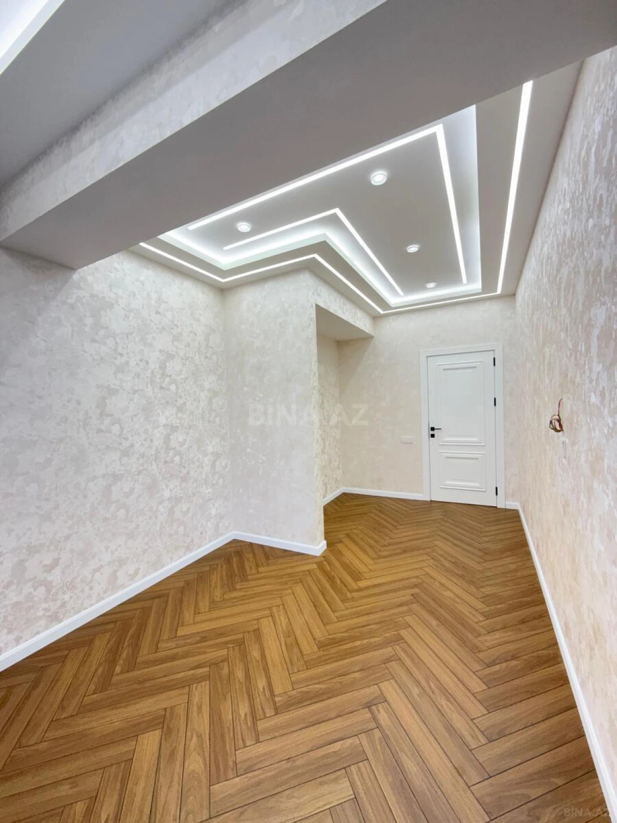 Satılır 3 otaqlı mənzil 75 m²