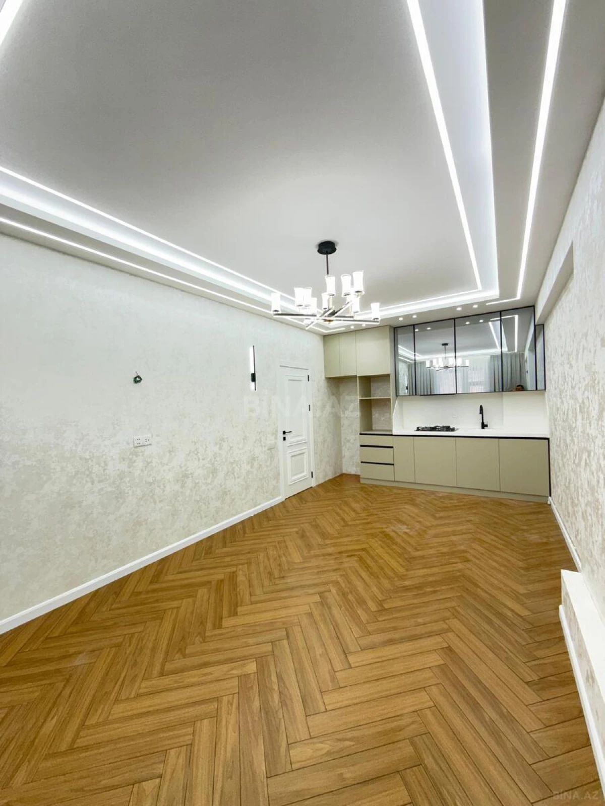 Satılır 3 otaqlı mənzil 75 m²