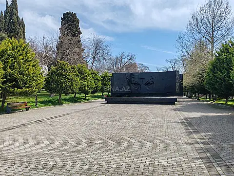 Kirayə verilir 3 otaqlı mənzil 140 m² — Bakı, Nəsimi 3 otaq 140.00 m²