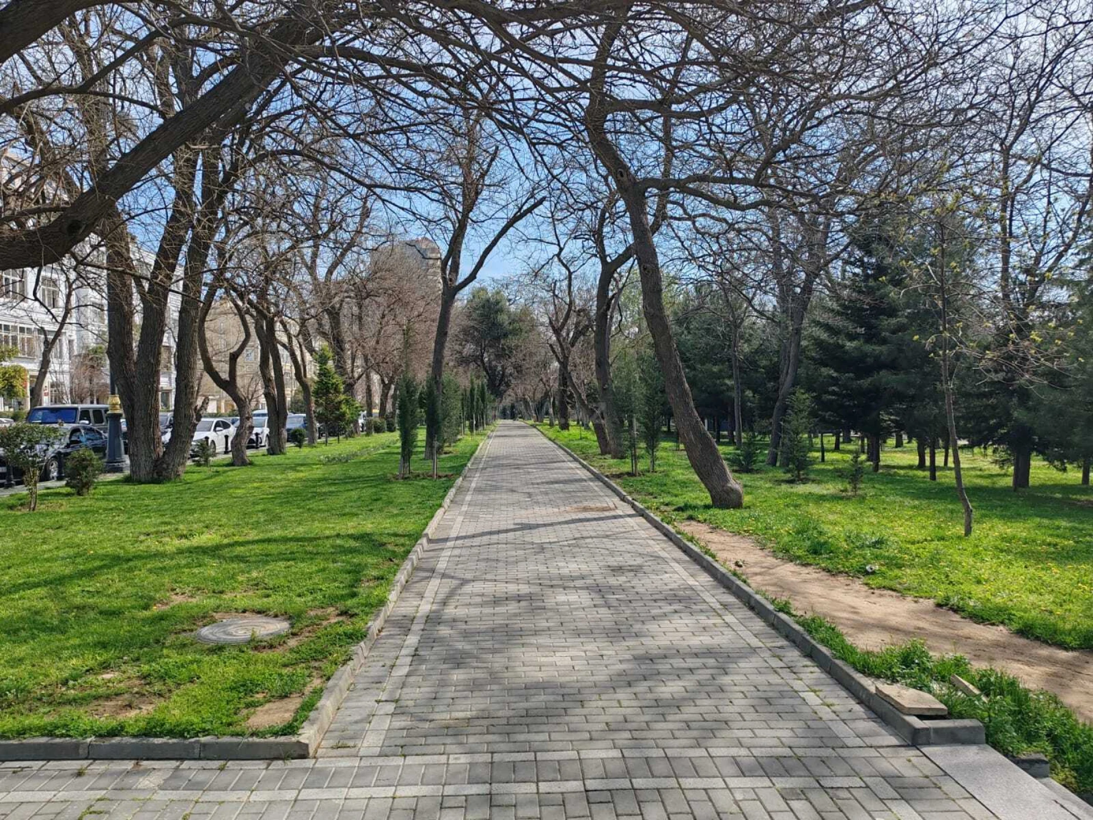 Kirayə verilir 3 otaqlı mənzil 140 m²