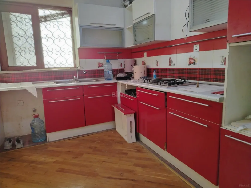 Satılır 3 otaqlı mənzil 68 m²
