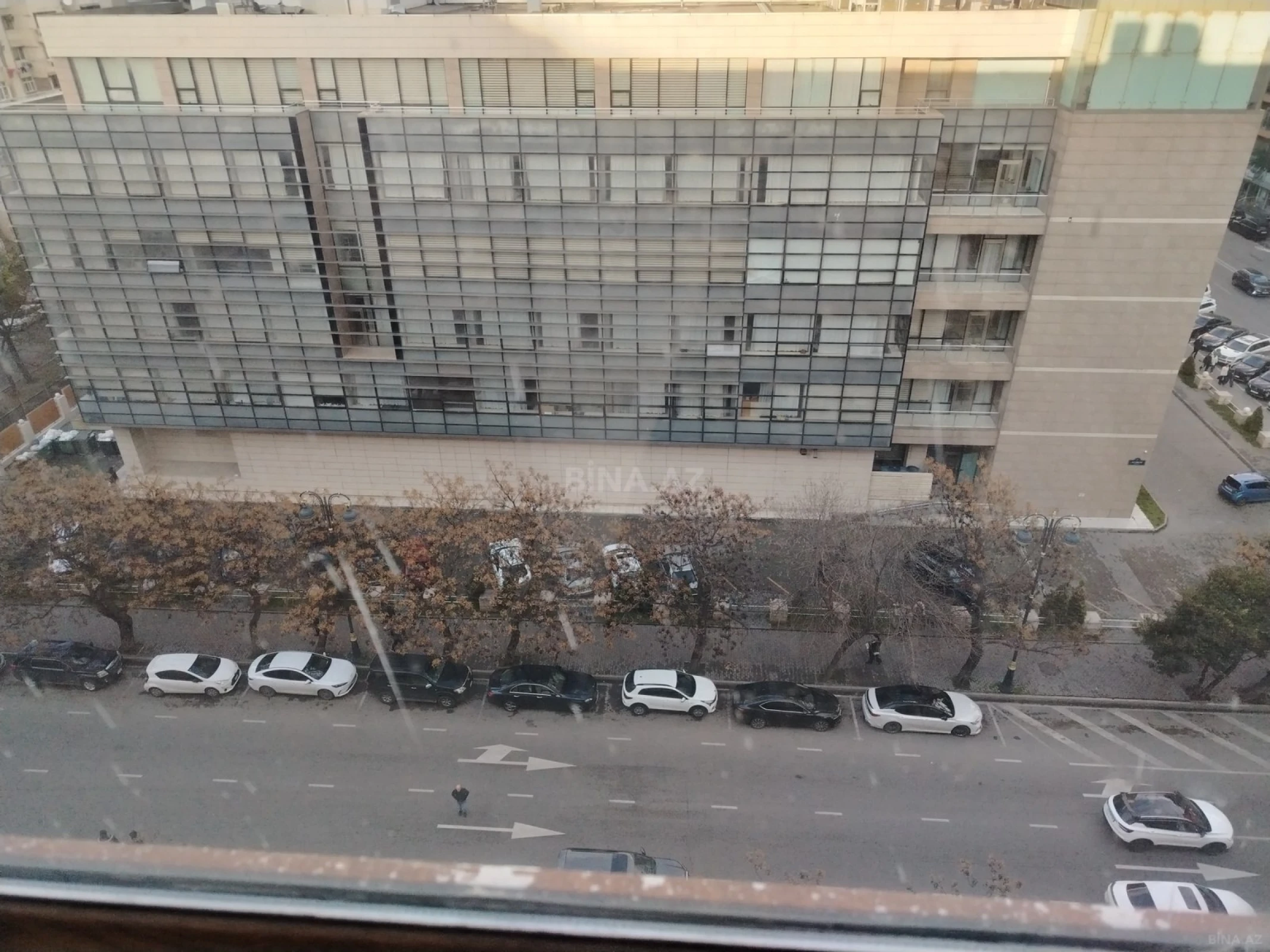 Satılır 3 otaqlı mənzil 68 m²