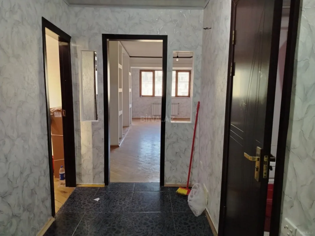 Satılır 3 otaqlı mənzil 68 m²
