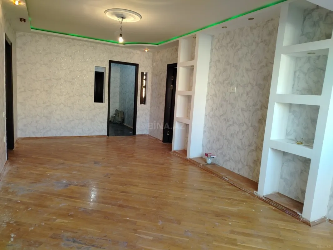 Satılır 3 otaqlı mənzil 68 m²
