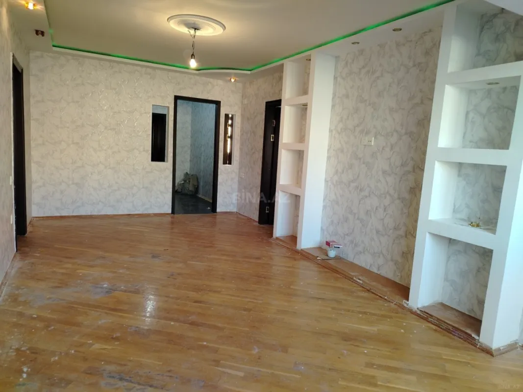 Satılır 3 otaqlı mənzil 68 m²