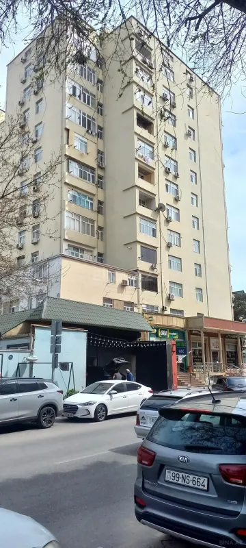 Satılır 3 otaqlı mənzil 90 m²