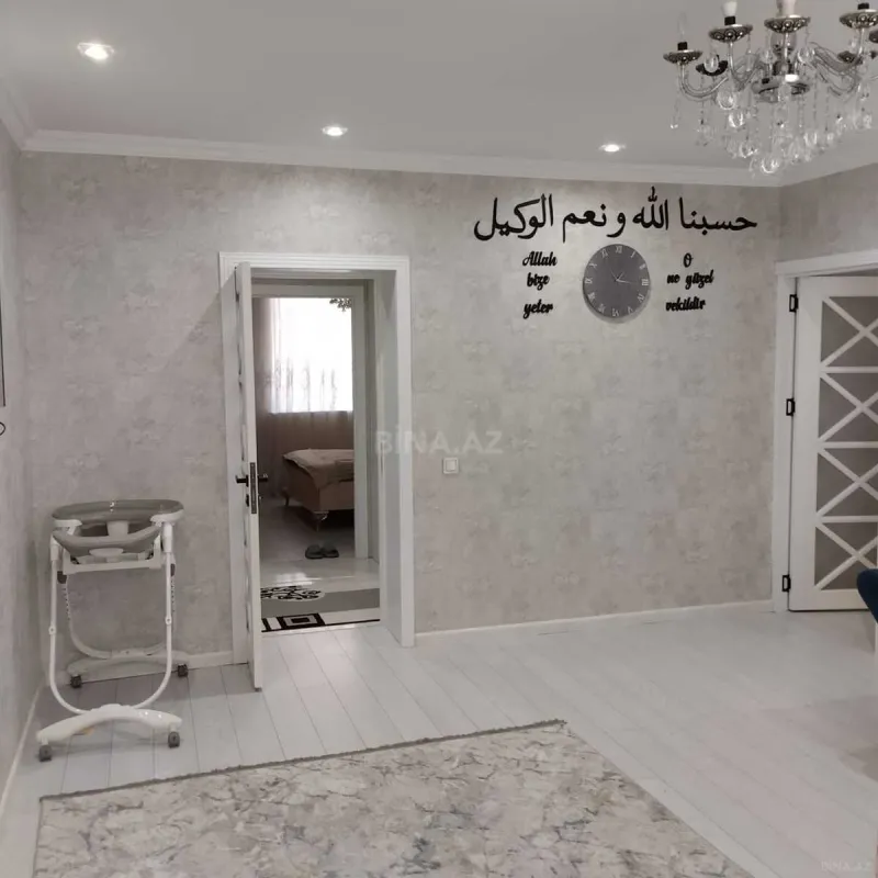 Satılır 4 otaqlı mənzil 85 m²