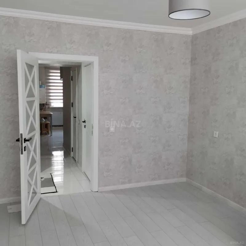 Satılır 4 otaqlı mənzil 85 m²