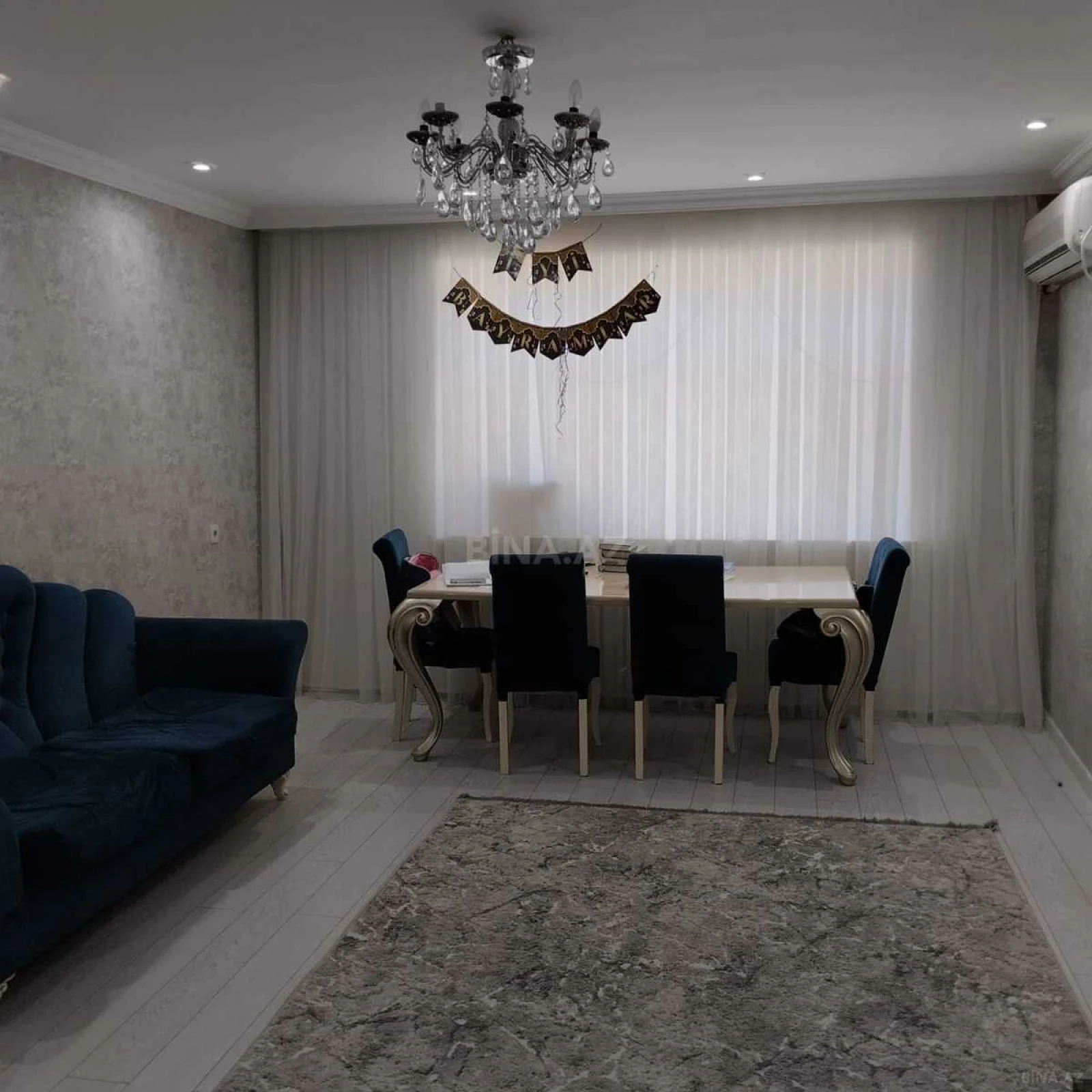 Satılır 4 otaqlı mənzil 85 m²