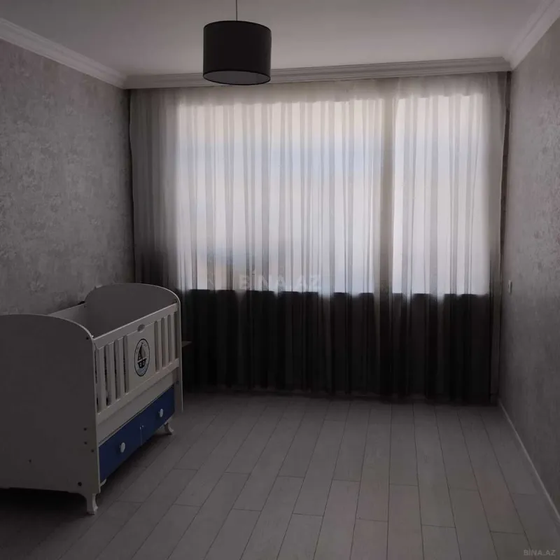 Satılır 4 otaqlı mənzil 85 m²