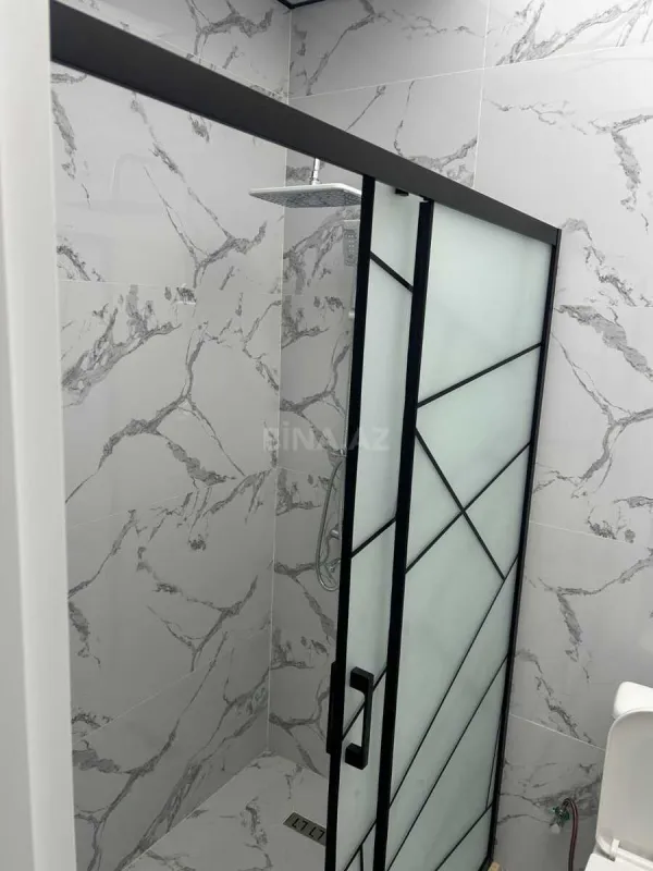 Kirayə verilir 2 otaqlı mənzil 77 m²