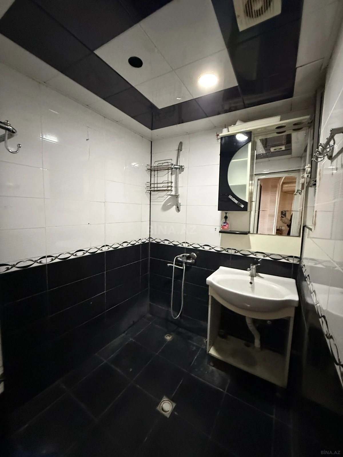 Kirayə verilir 3 otaqlı mənzil 80 m²