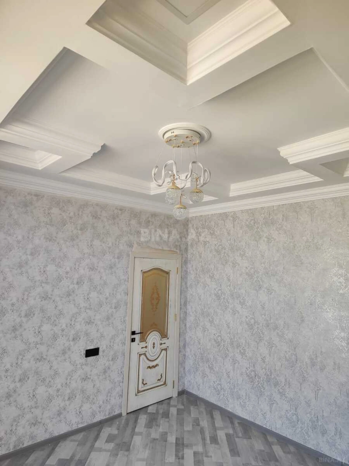 Satılır 4 otaqlı həyət evi 195 m²
