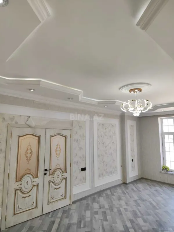 Satılır 4 otaqlı həyət evi 195 m²