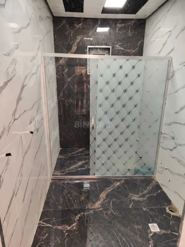 Satılır 4 otaqlı həyət evi 195 m²