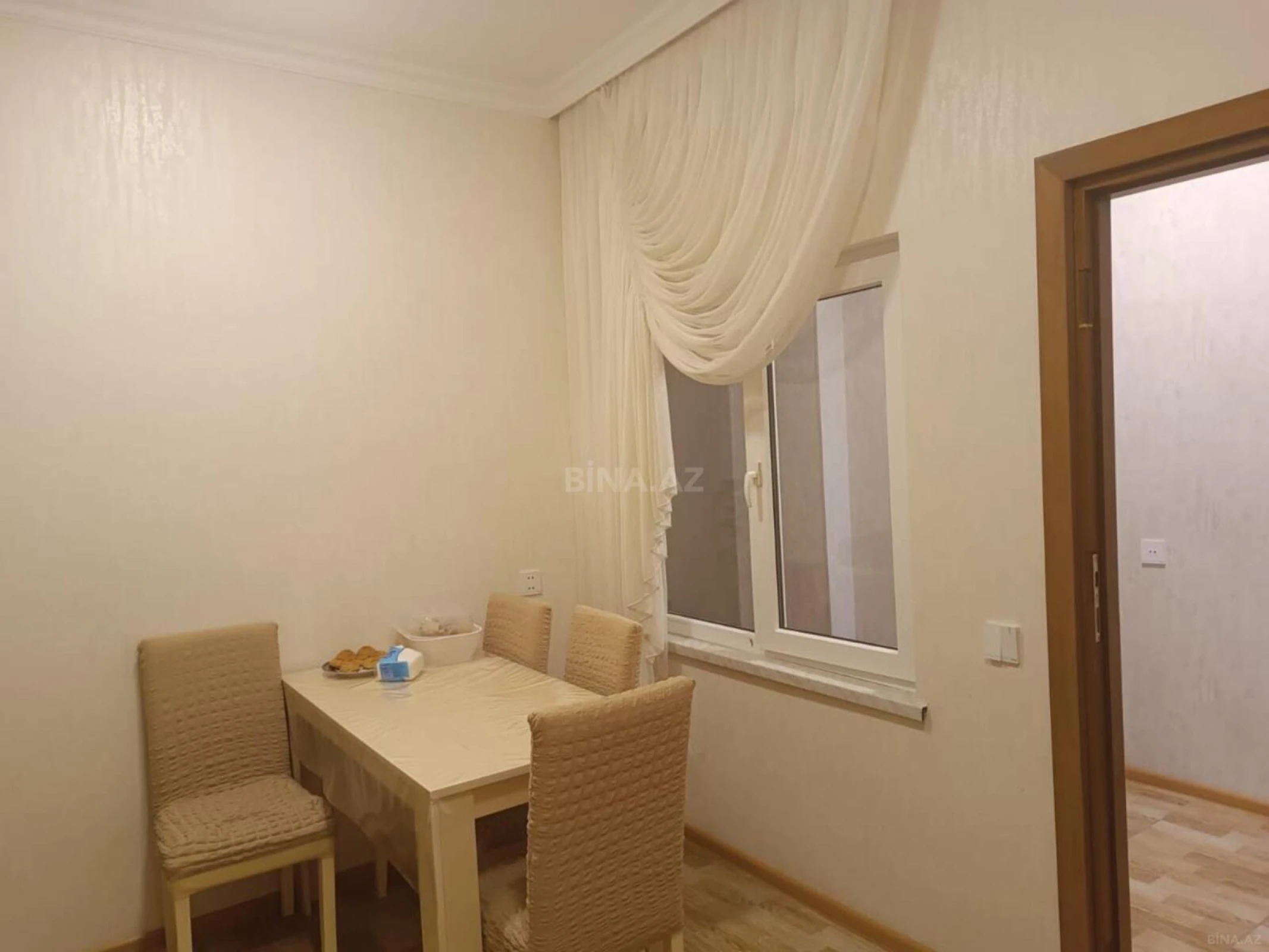 Satılır 3 otaqlı mənzil 95 m²