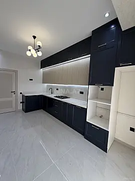 Satılır 3 otaqlı mənzil 105 m²