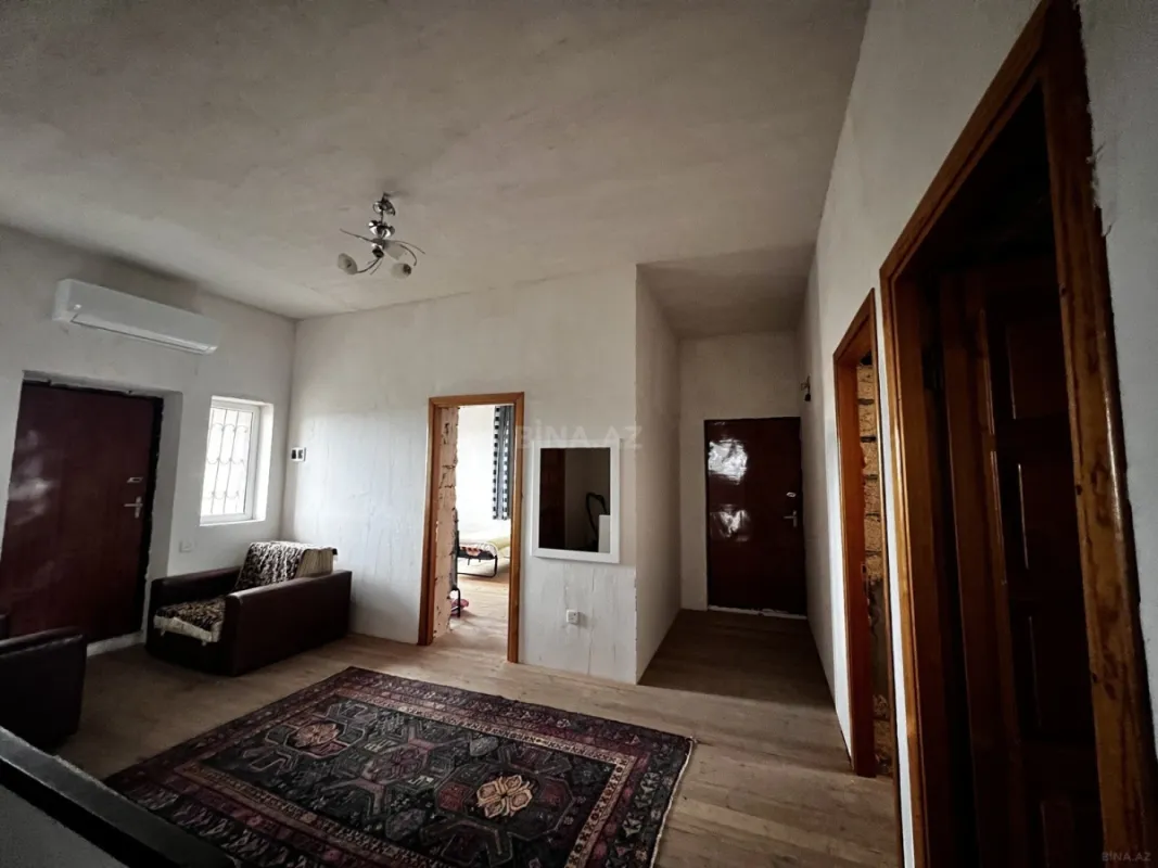 Satılır 4 otaqlı həyət evi 330 m²