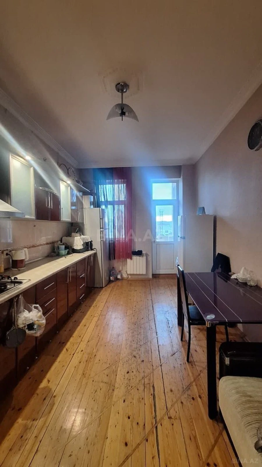 Satılır 2 otaqlı mənzil 94 m²