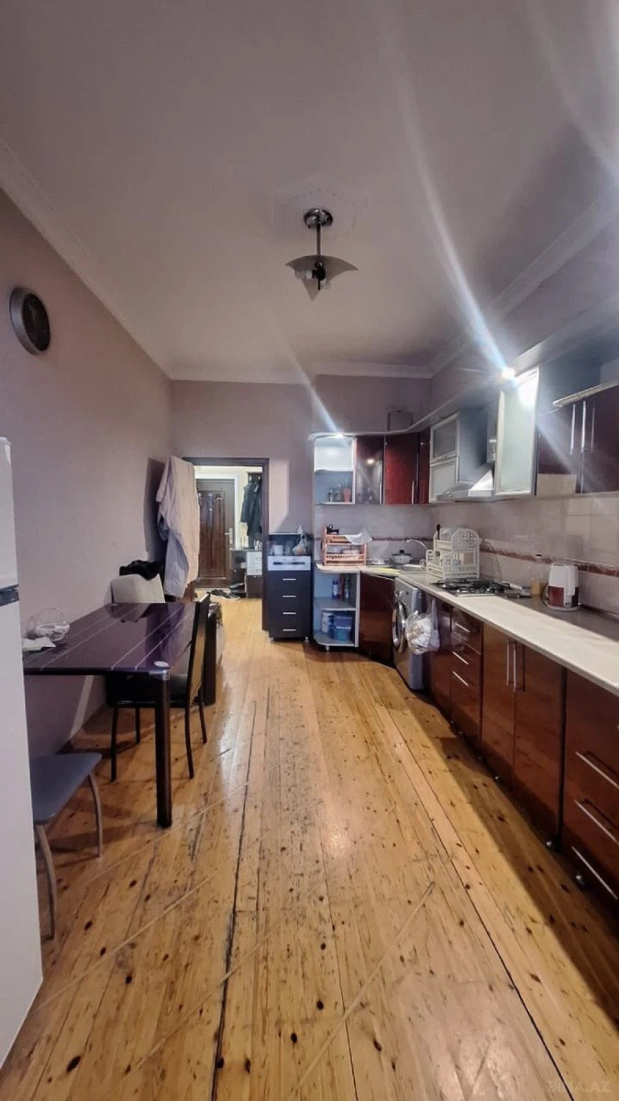 Satılır 2 otaqlı mənzil 94 m²