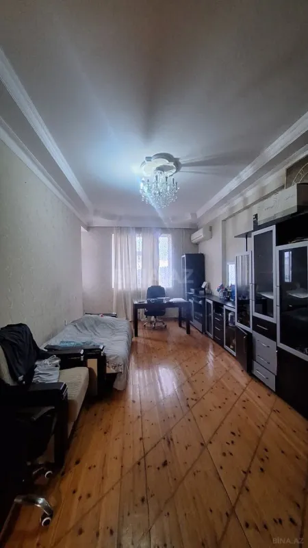Satılır 2 otaqlı mənzil 94 m²