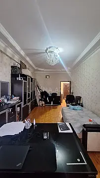 Satılır 2 otaqlı mənzil 94 m²
