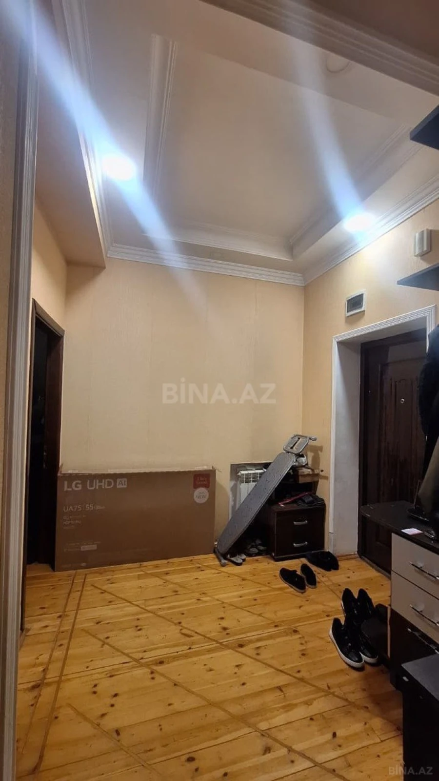 Satılır 2 otaqlı mənzil 94 m²