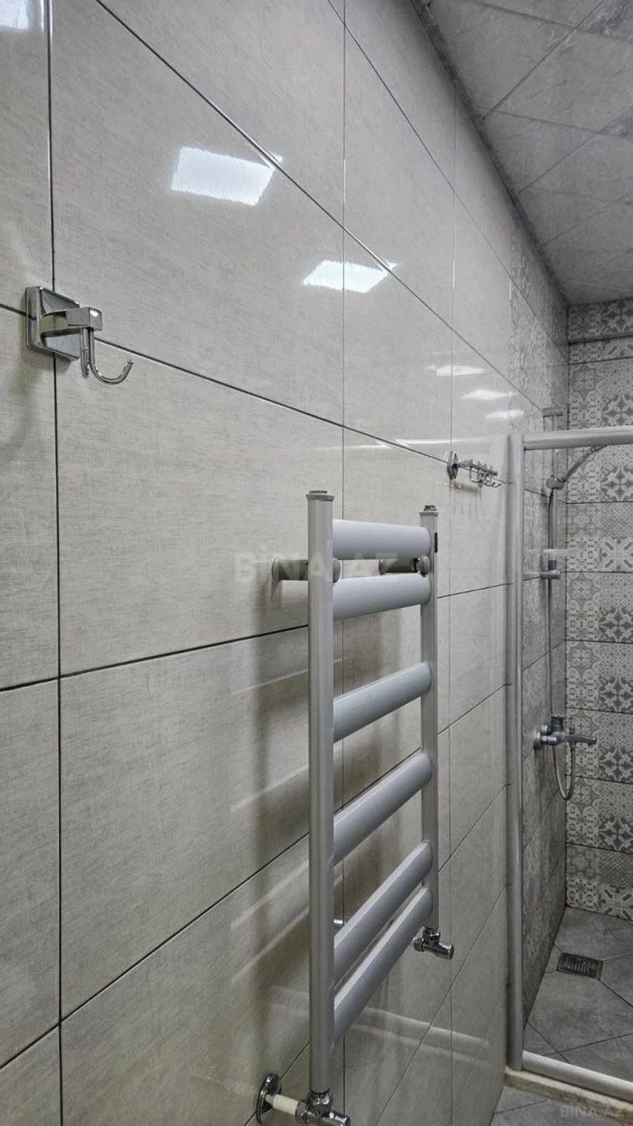 Satılır 2 otaqlı mənzil 70 m²