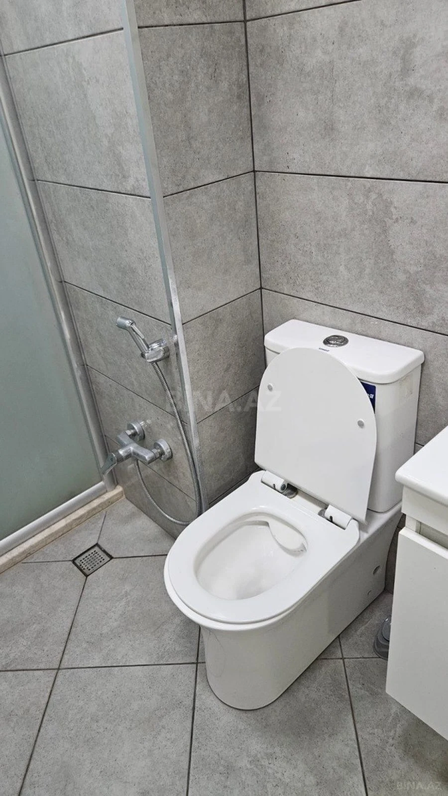 Satılır 2 otaqlı mənzil 70 m²