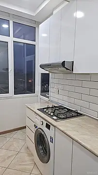 Satılır 2 otaqlı mənzil 70 m²