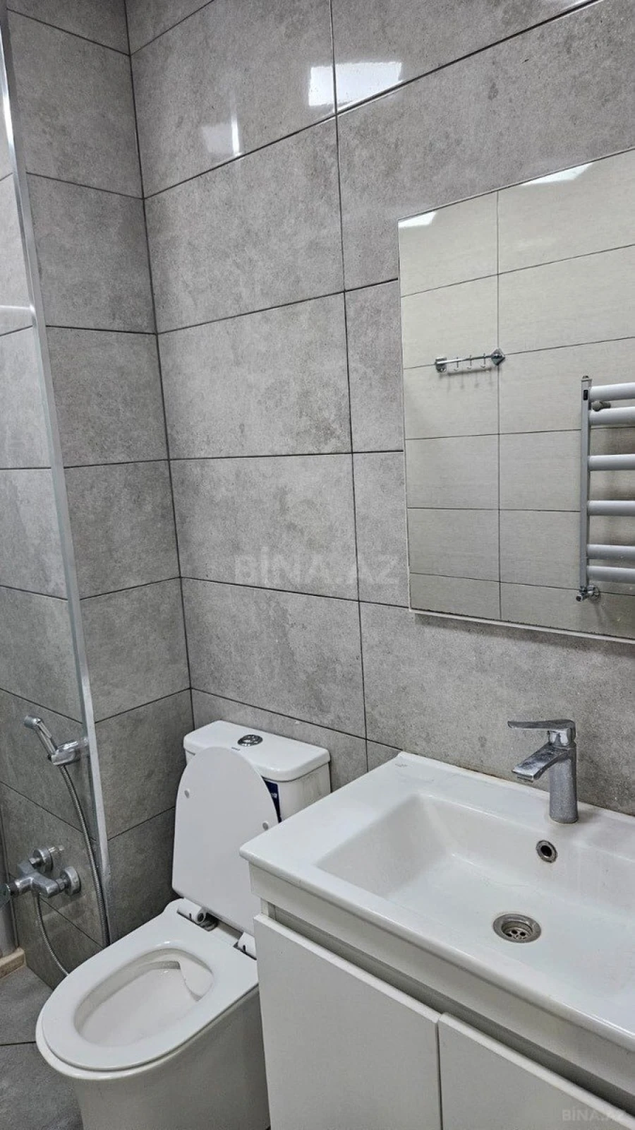 Satılır 2 otaqlı mənzil 70 m²