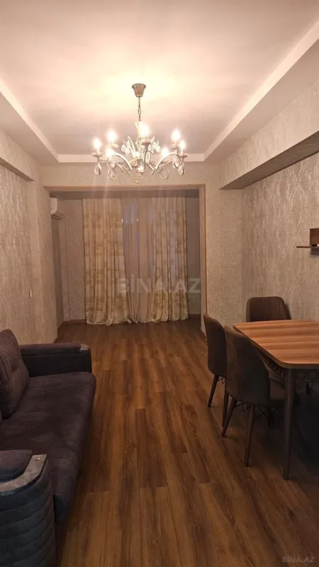 Satılır 2 otaqlı mənzil 70 m²