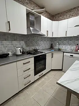Satılır 3 otaqlı mənzil 110 m²