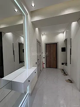 Satılır 3 otaqlı mənzil 105 m²