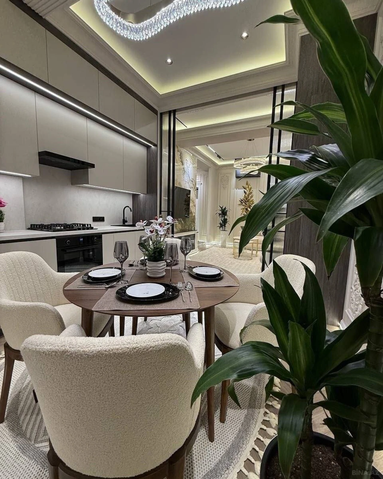 Kirayə verilir 3 otaqlı mənzil 110 m²