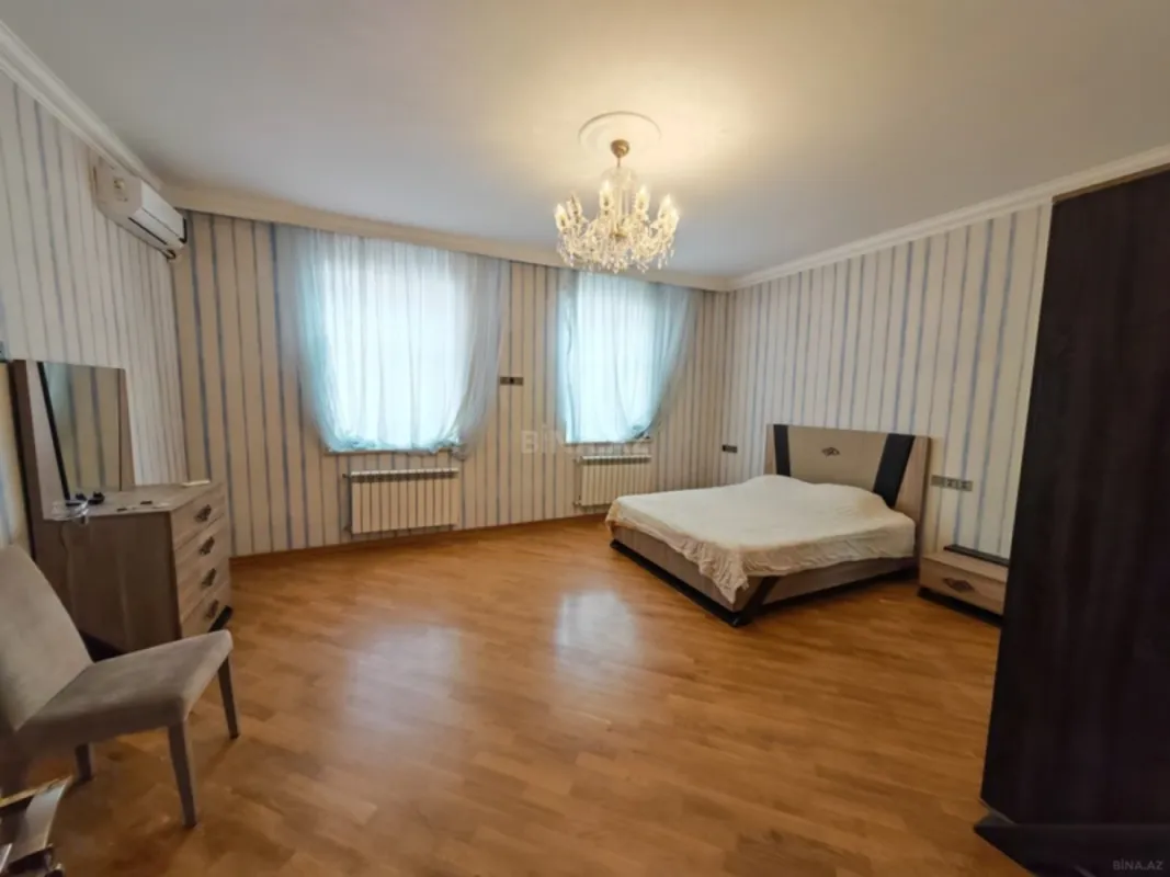 Kirayə verilir 3 otaqlı mənzil 135 m²