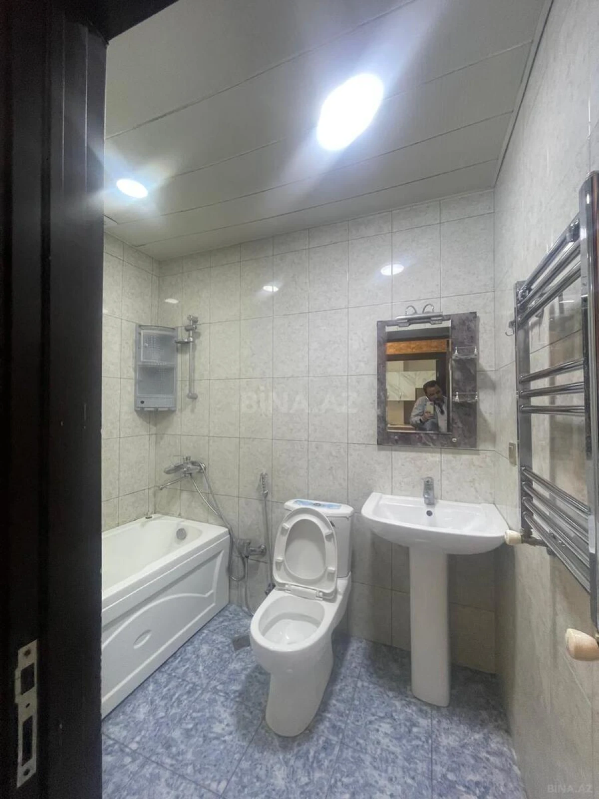 Satılır 1 otaqlı mənzil 39 m²